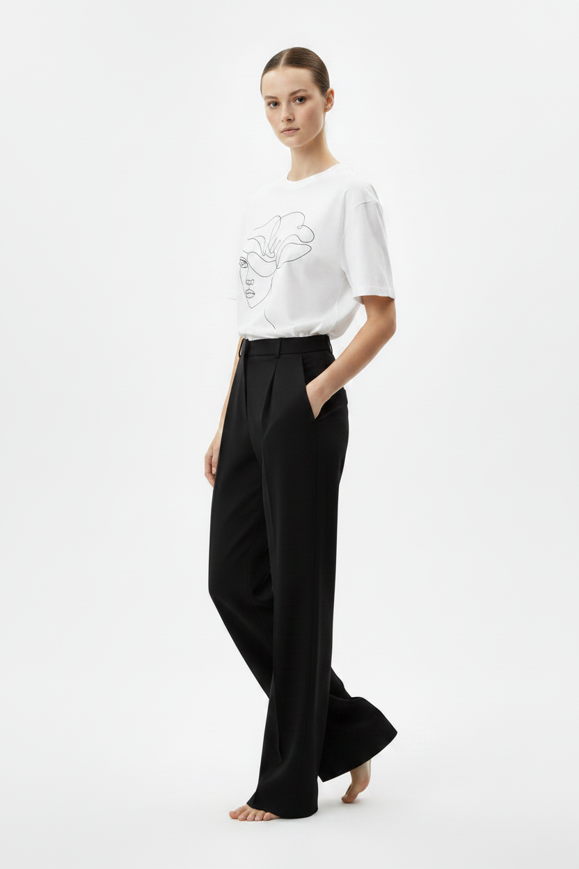 Expression Oversized Line Art Face Tees
