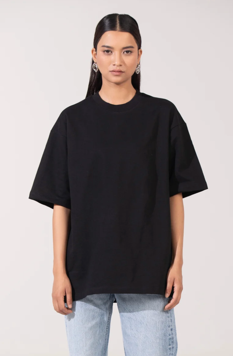 Bold Black- Oversized T-Shirt